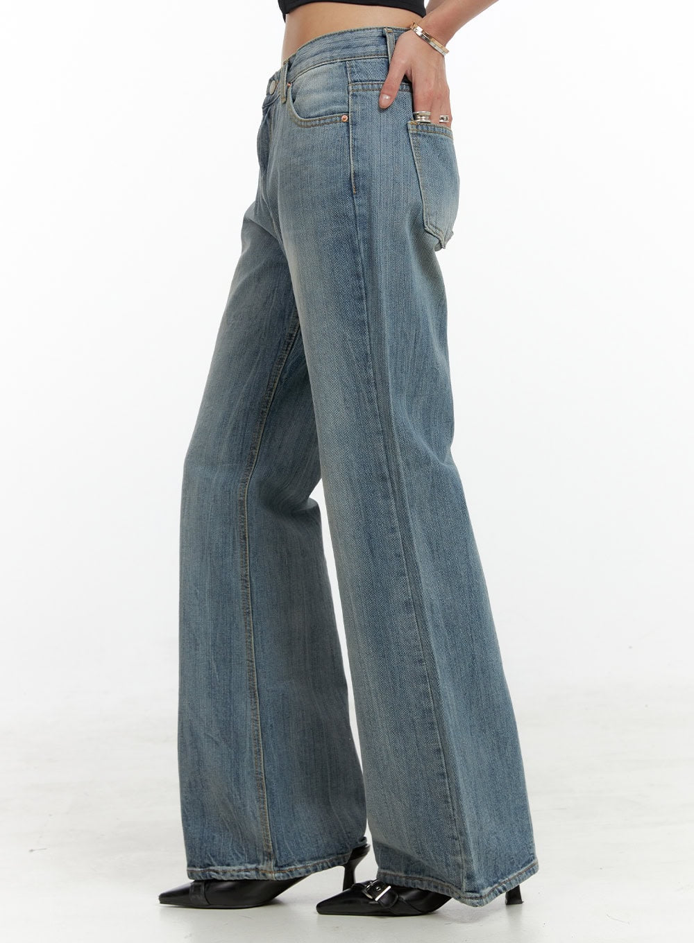 Solid Straight Jeans CL405