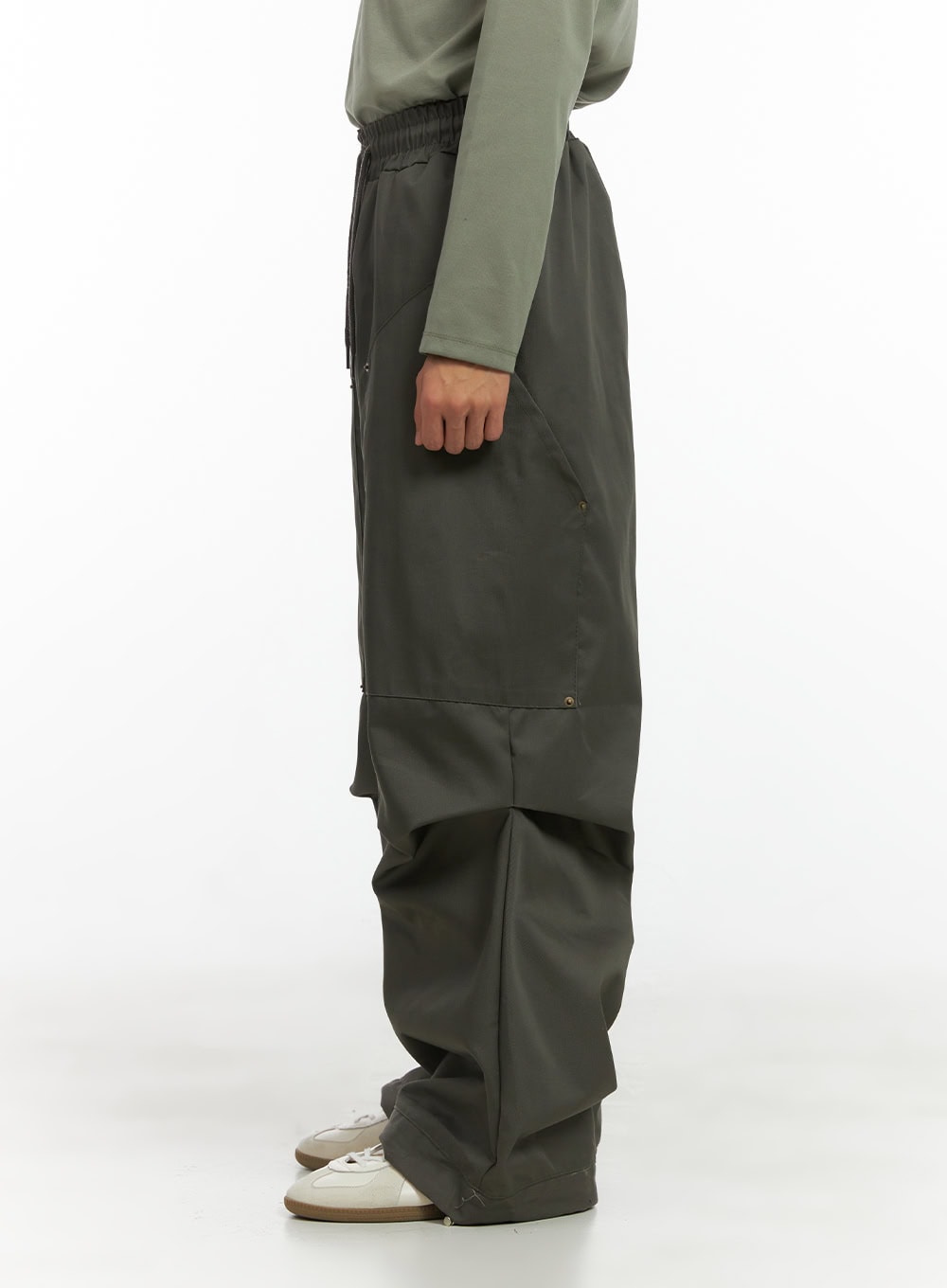 Wide-Fit Pintuck Cotton Pants CO410