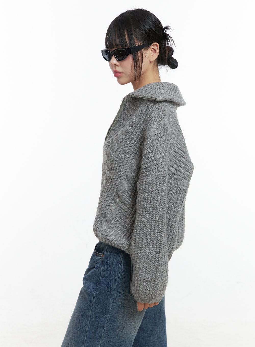Oversized Cable Knit Zip-Up Sweater OS410