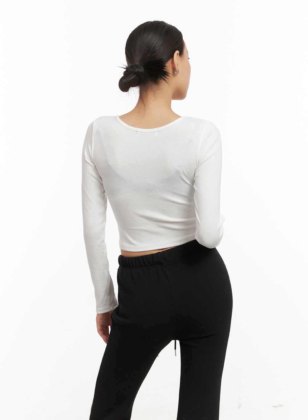 Slim Fit U-Neck Long Sleeve Crop Top CD410