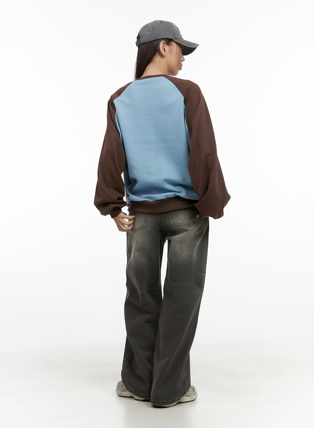 Graphic Raglan Cotton Sweatshirt CS404