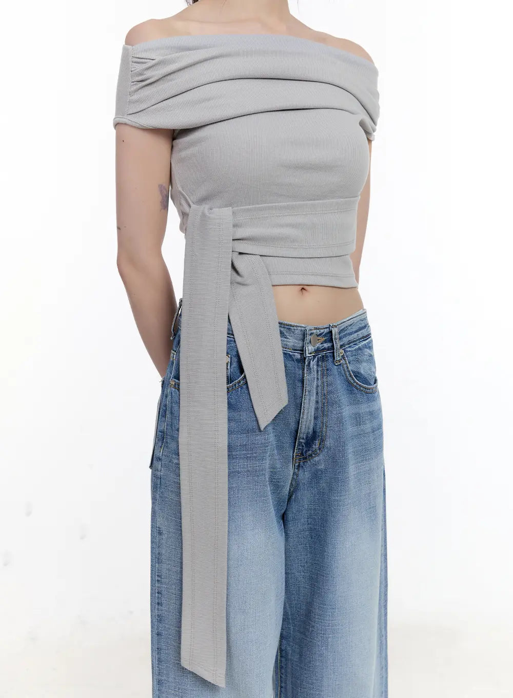 Off-Shoulder Tie Wrap Top CL504