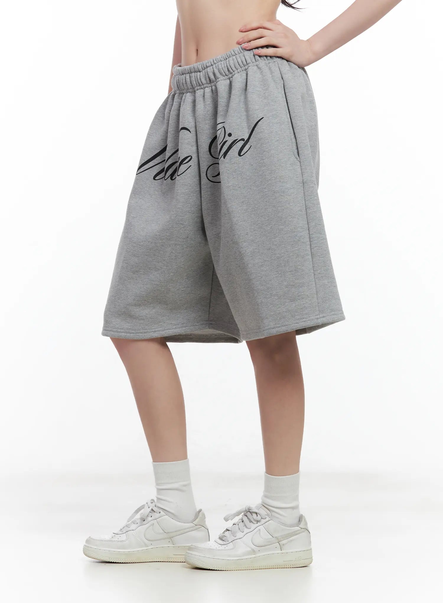 Graphic Print Bermuda Sweatshorts CL501