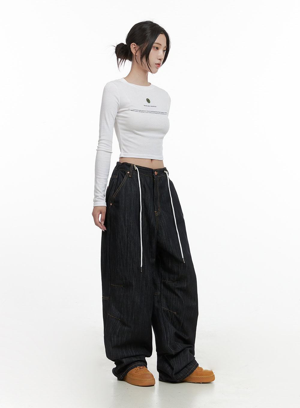 Chic Letter Print Long Sleeve Crop Top CS430