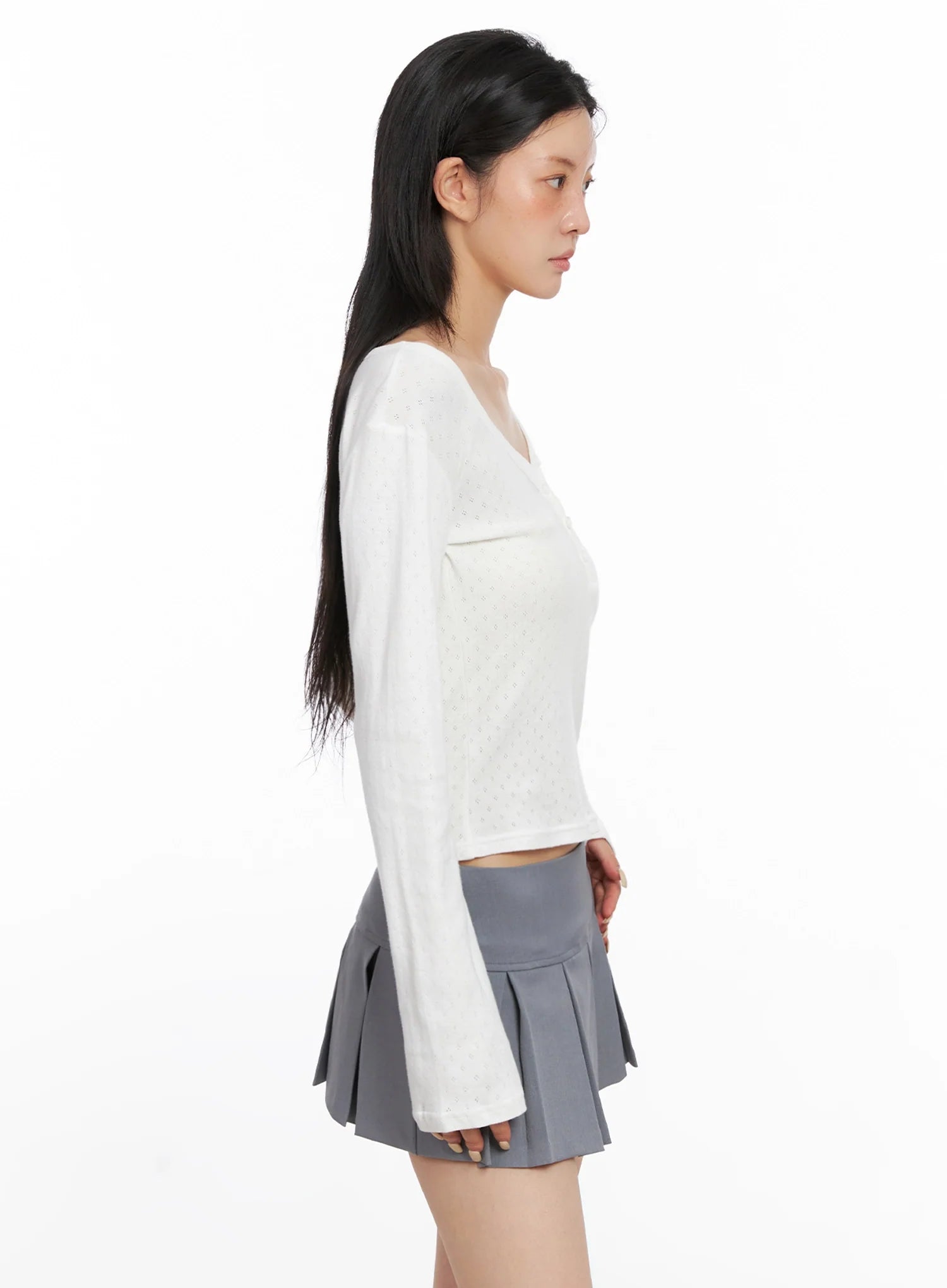 V-Neck Eyelet Long Sleeve Top IS515