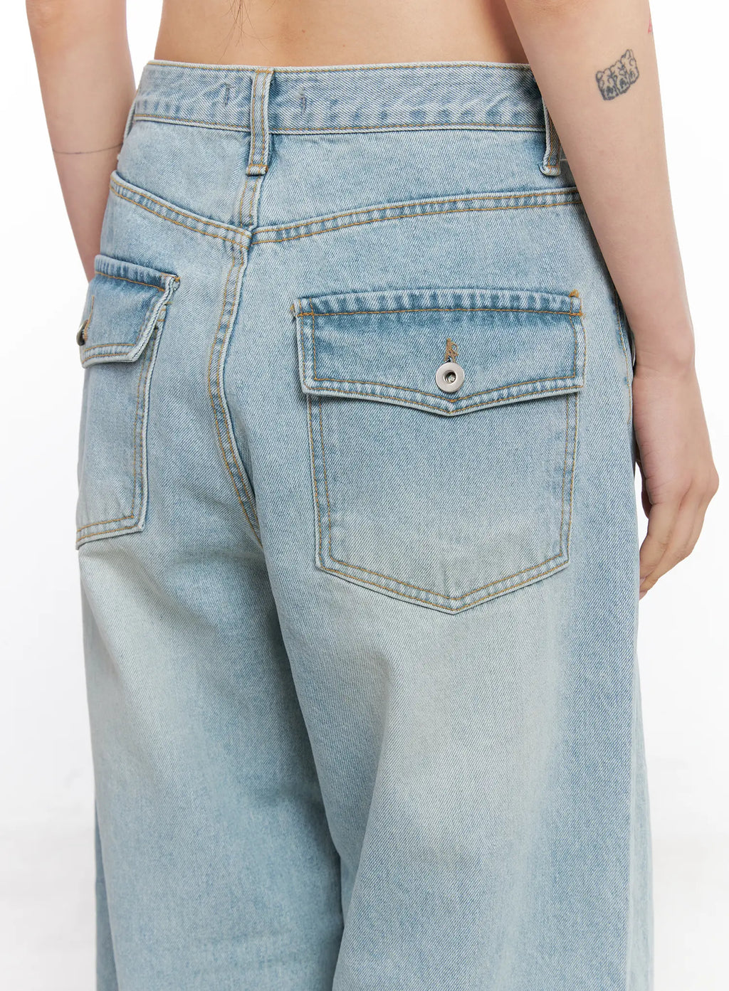 Zizi Wide-Leg Jeans CO508