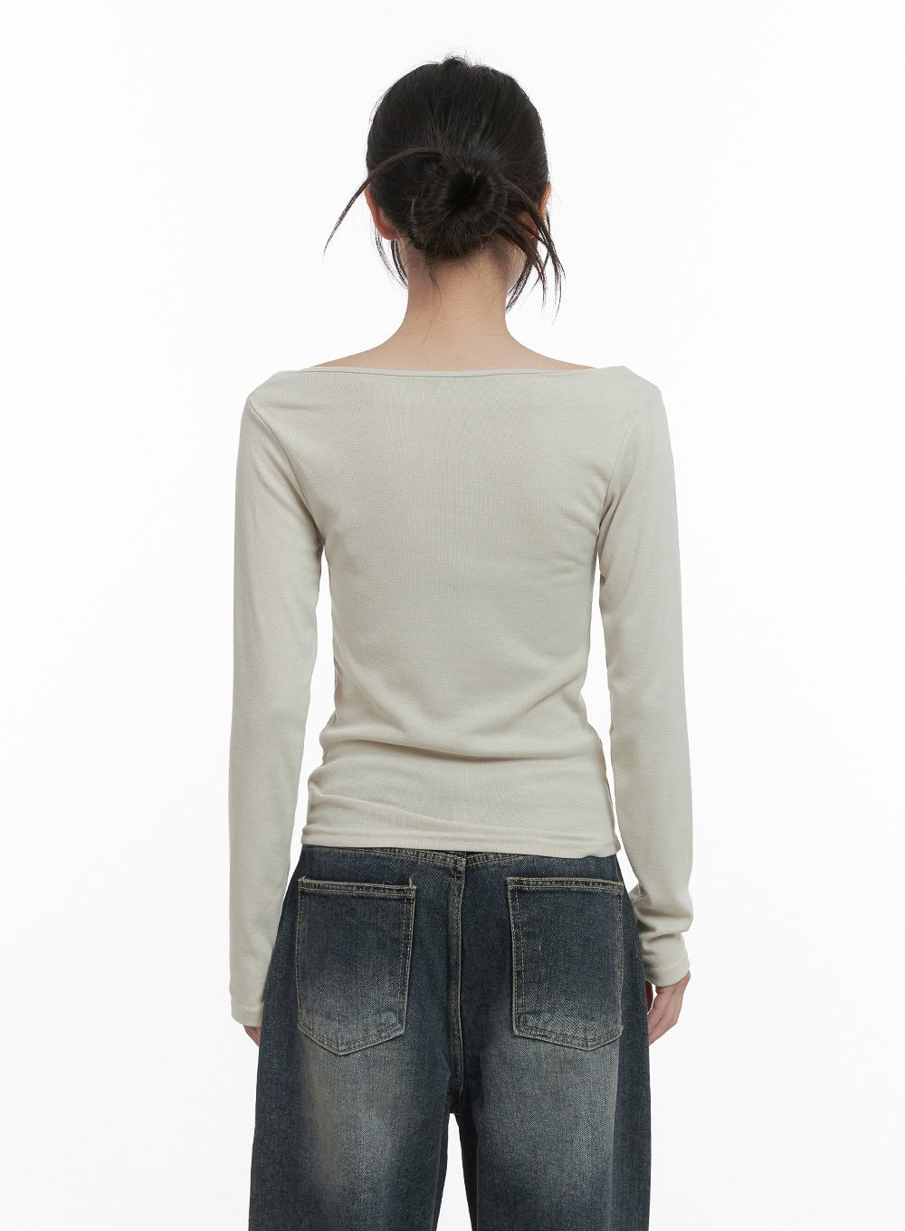 Classic Essence Long Sleeve Top CS430