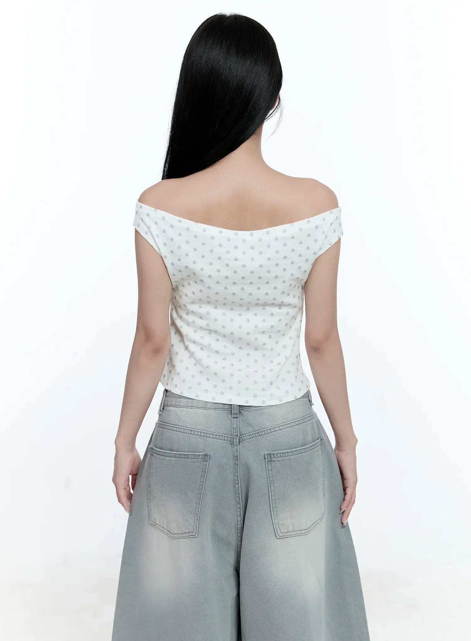 Polka-Dot Off-Shoulder Tee CG511