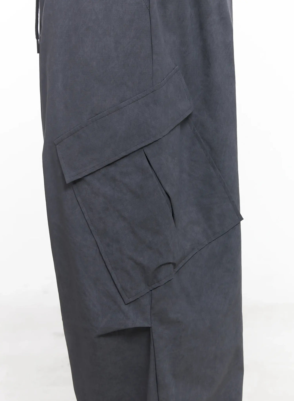 Men's Wide-Leg Cargo Pants IU519