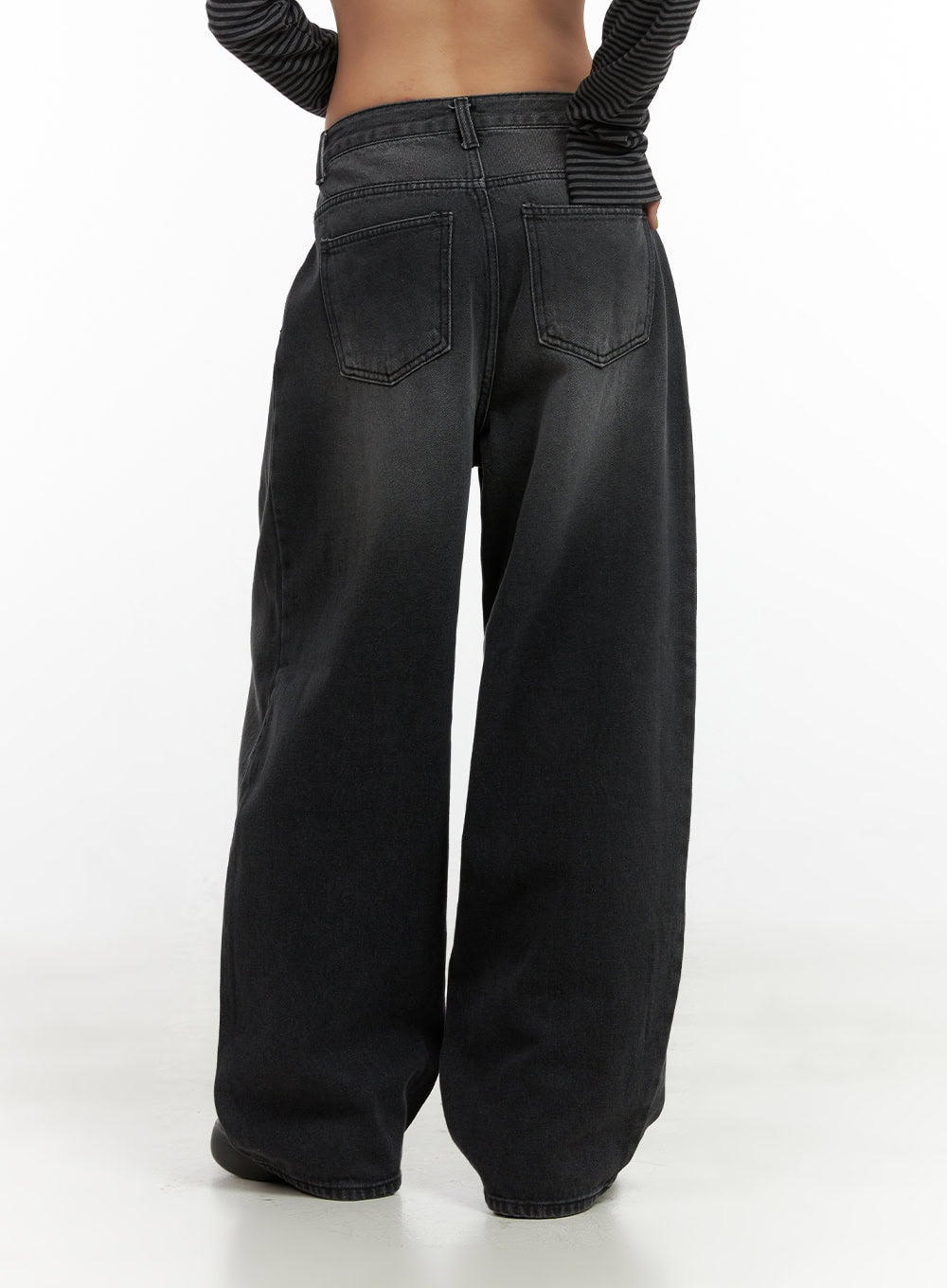 Delilah Pin-Tuck Washed Denim Baggy Jeans CO424