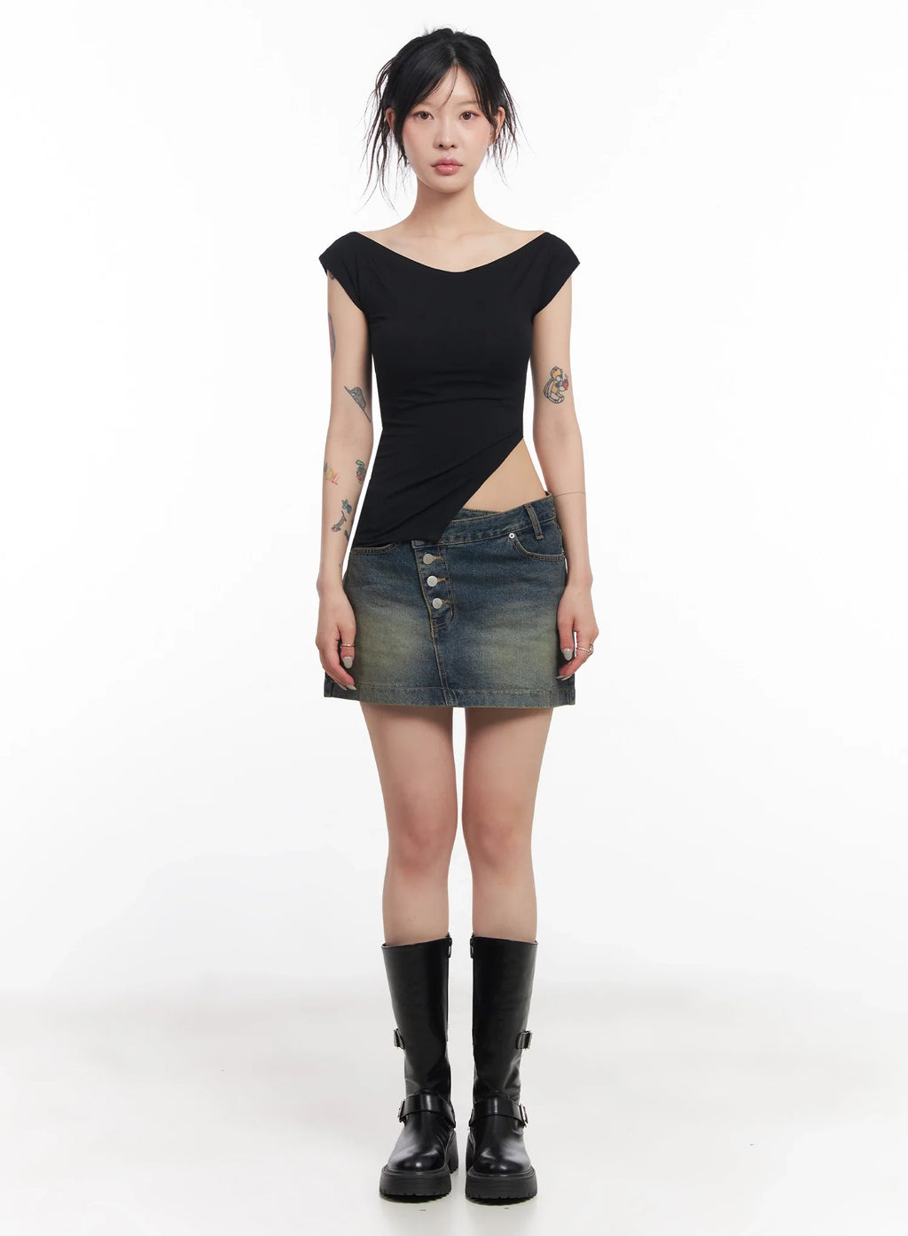 Slanted-Button Low-Rise Denim Skirt IC503