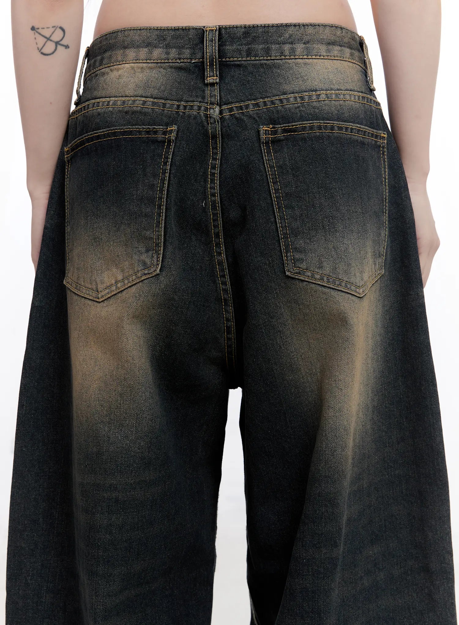 Sylvia Vintage Washed Baggy Jeans CO501