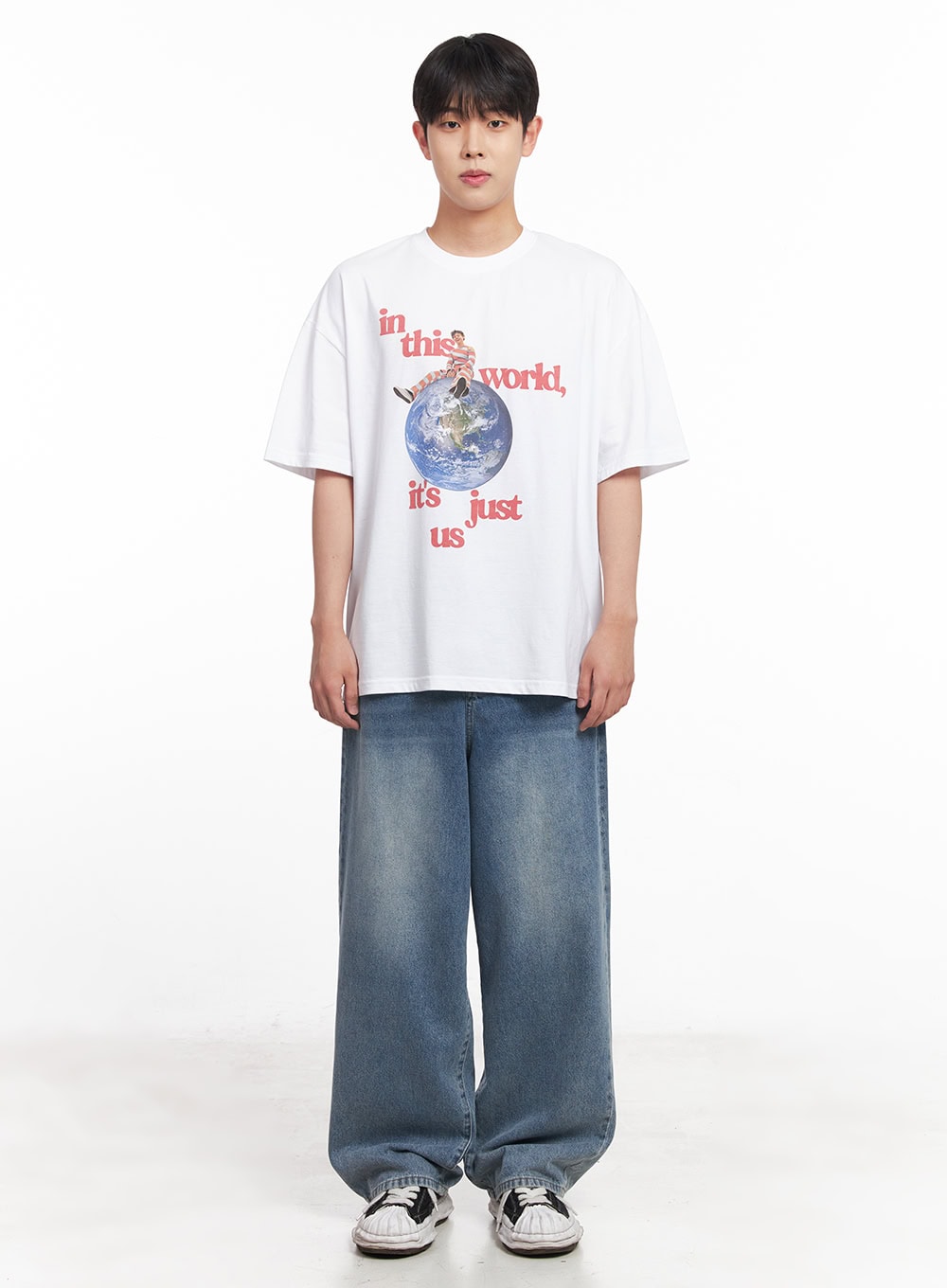 Men's Graphic Planet T-Shirt IY520