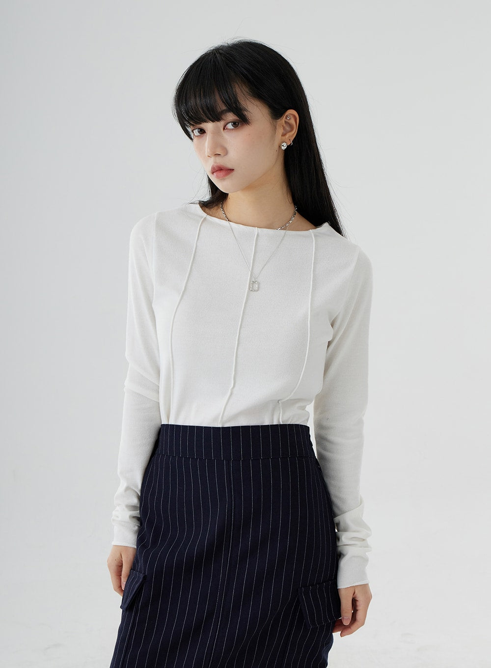 Two-Layer Chain and Square Pendant Necklace OO24