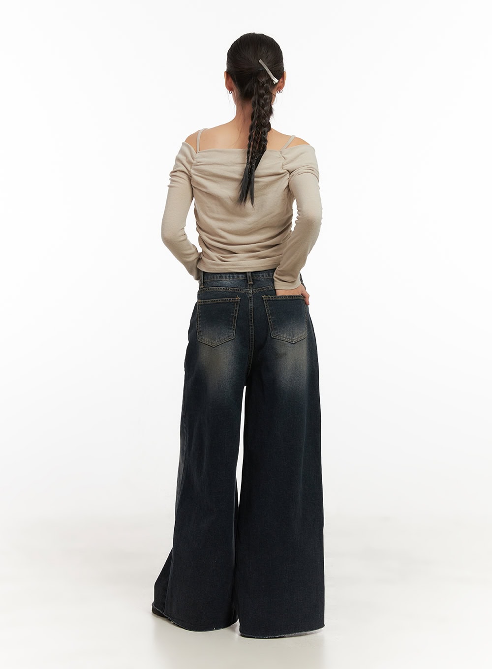 Tasha Low Waist Washed Wide Leg Jeans CD410