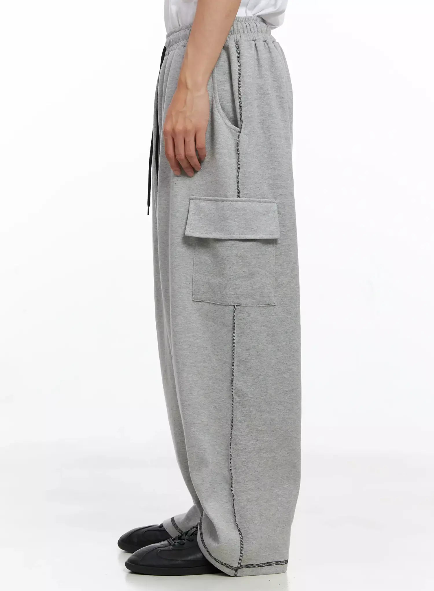 Men's Stitch Cargo Sweatpants IO516