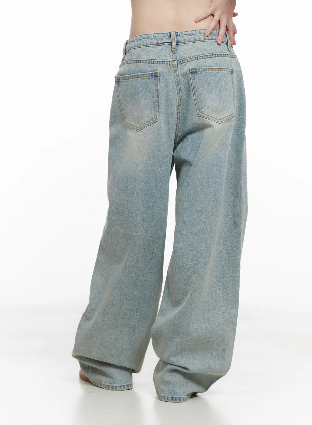 Lilly Light Wash Baggy Jeans CG519