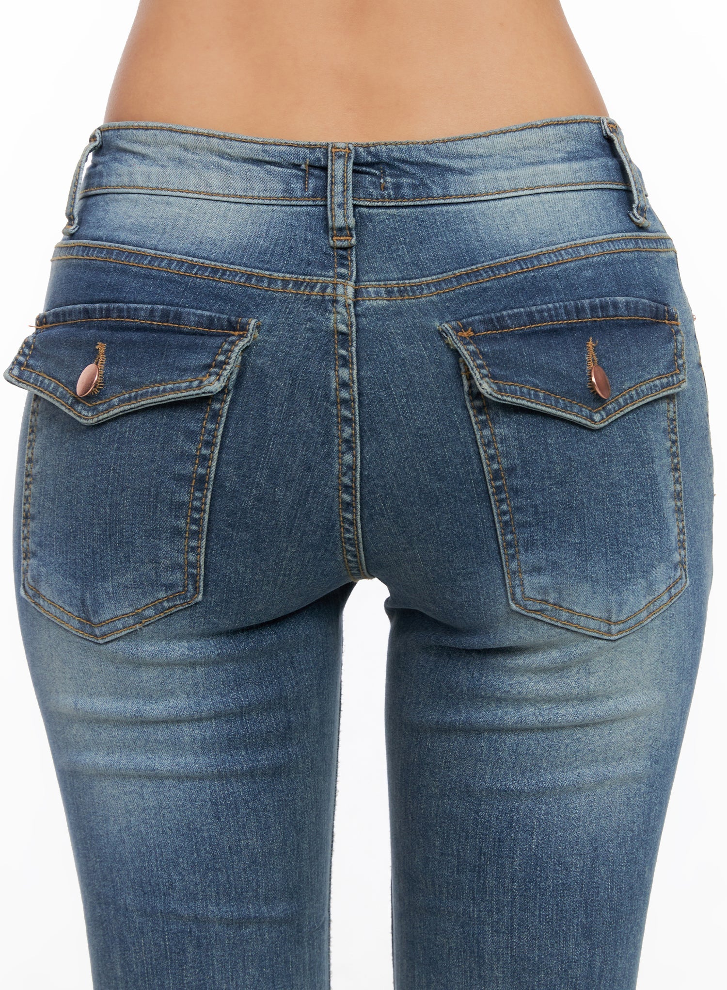 Emelia Back Pocket Flare Jeans CO514