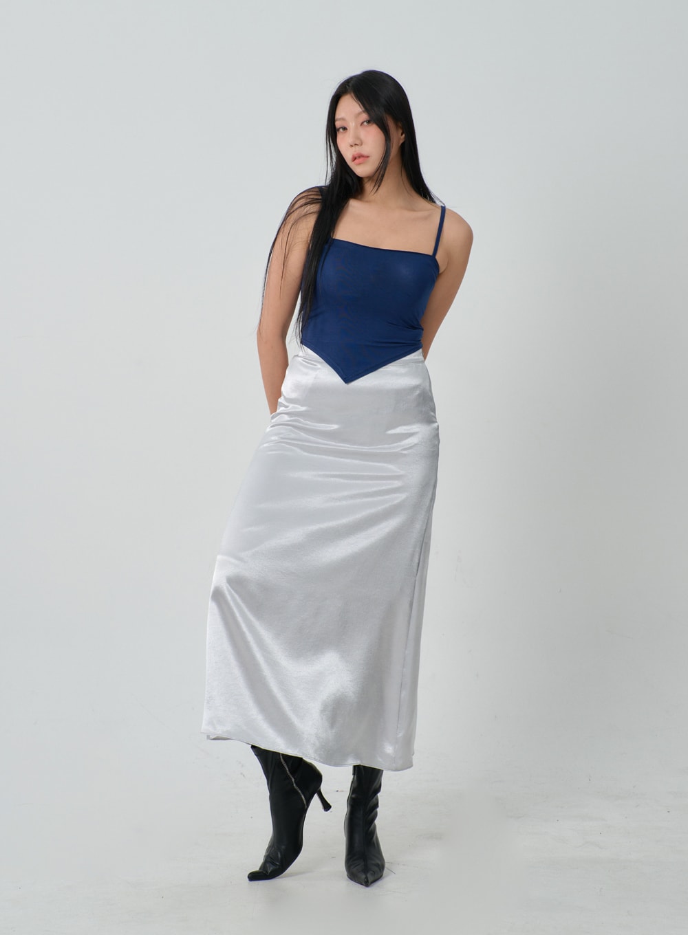 Thin Strap Cropped Top IJ320