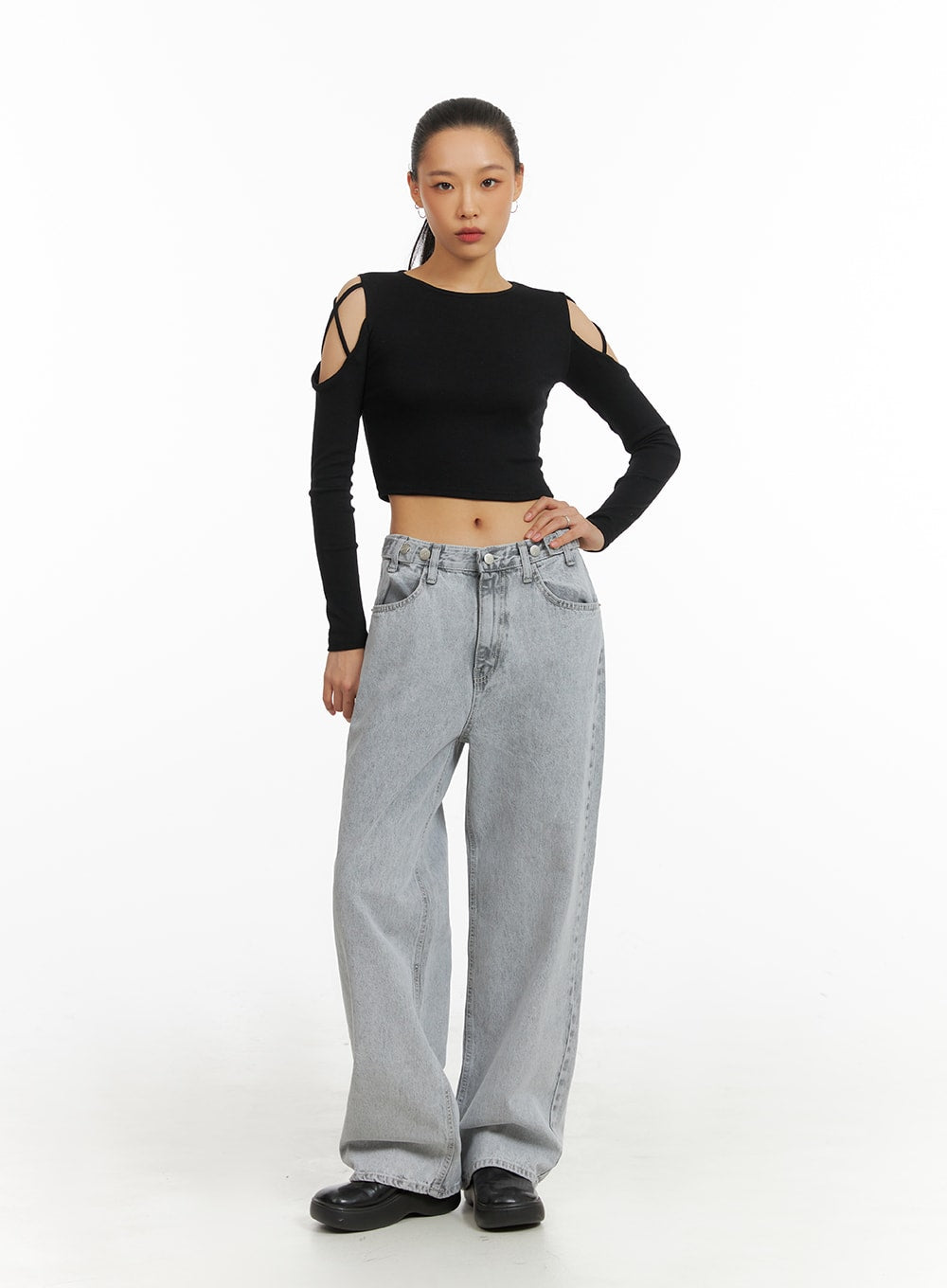 X-Strap Cut-Out Crop Top IA417