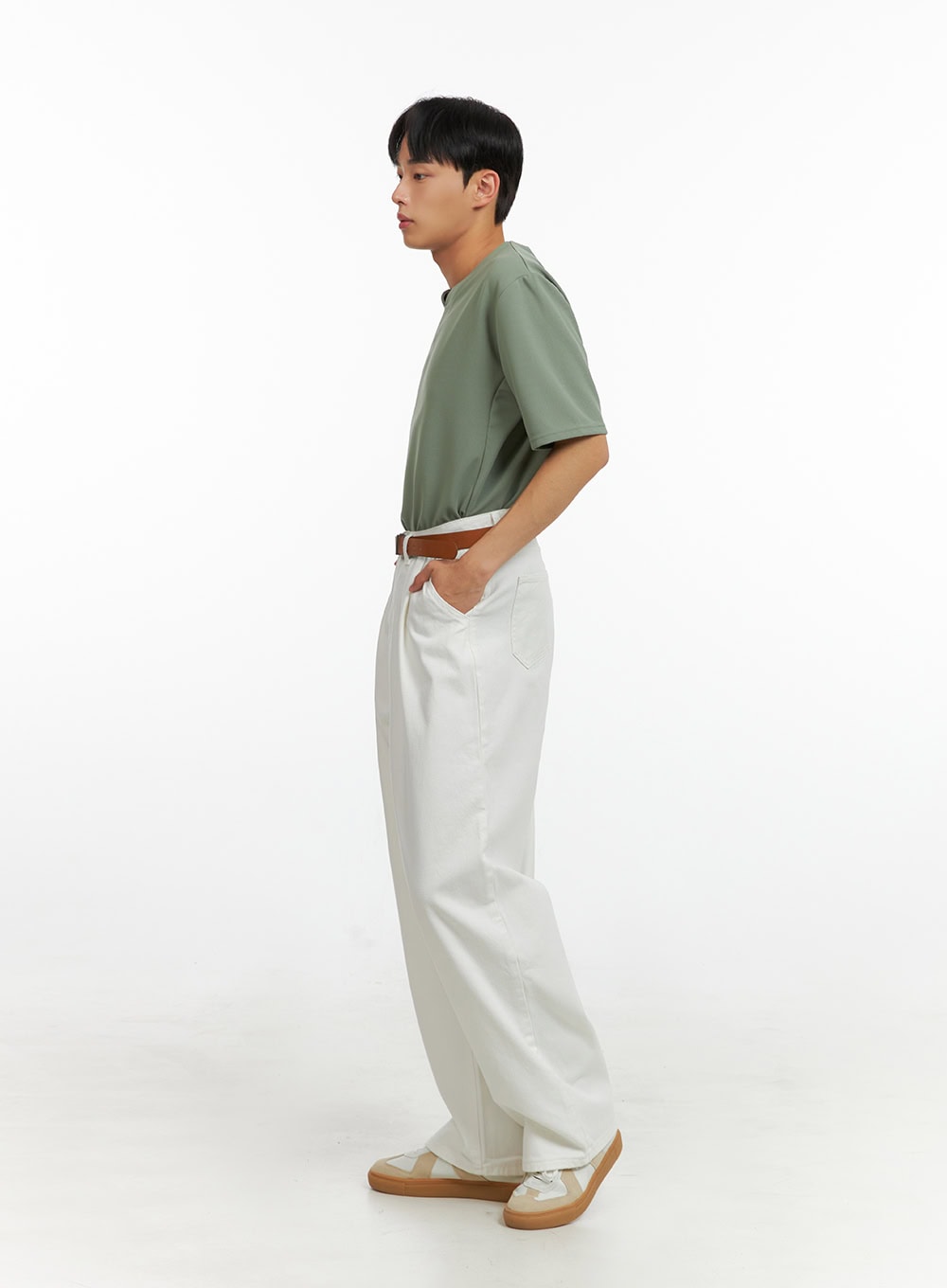 Men's Solid V-Neck T-Shirt IU414