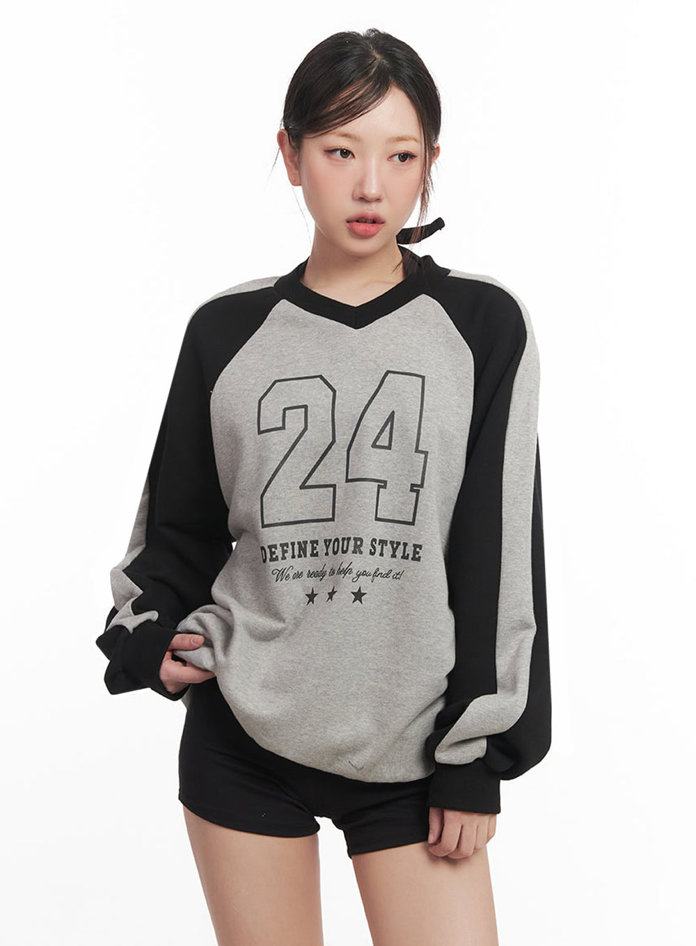 Graphic V-Neck Oversize Sweatshirt IM528
