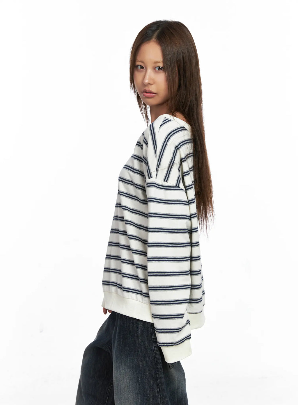 Oversized Striped Off-Shoulder Sweatshirt CO510