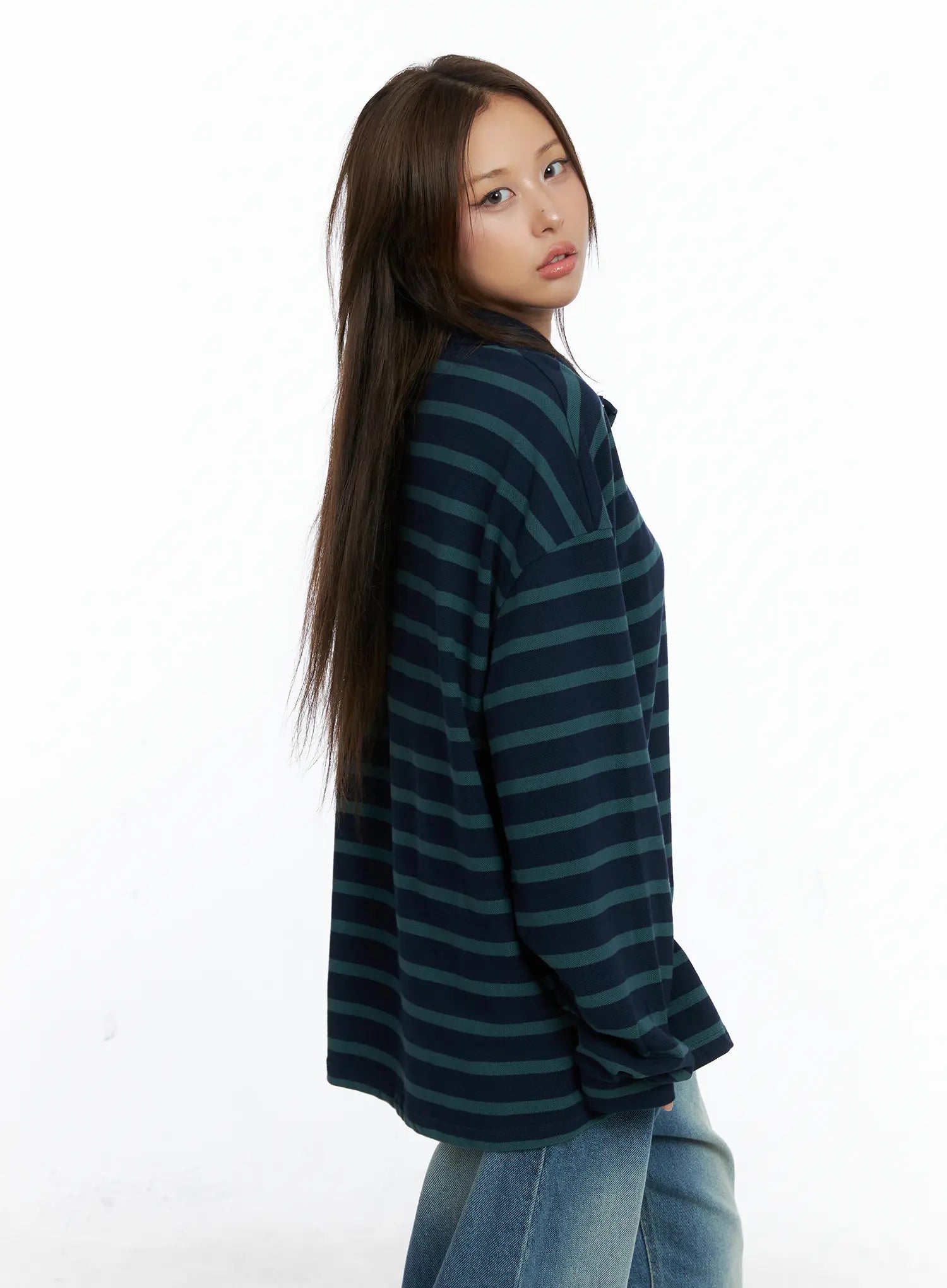 Oversized Striped Collar Long-Sleeve Tee CS504