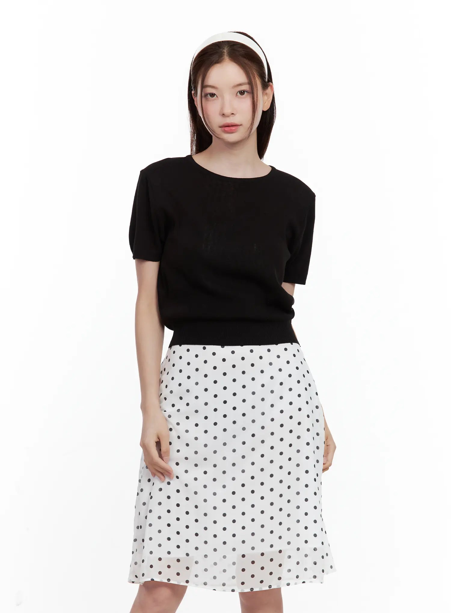 Lightweight Round-Neck Top CL502