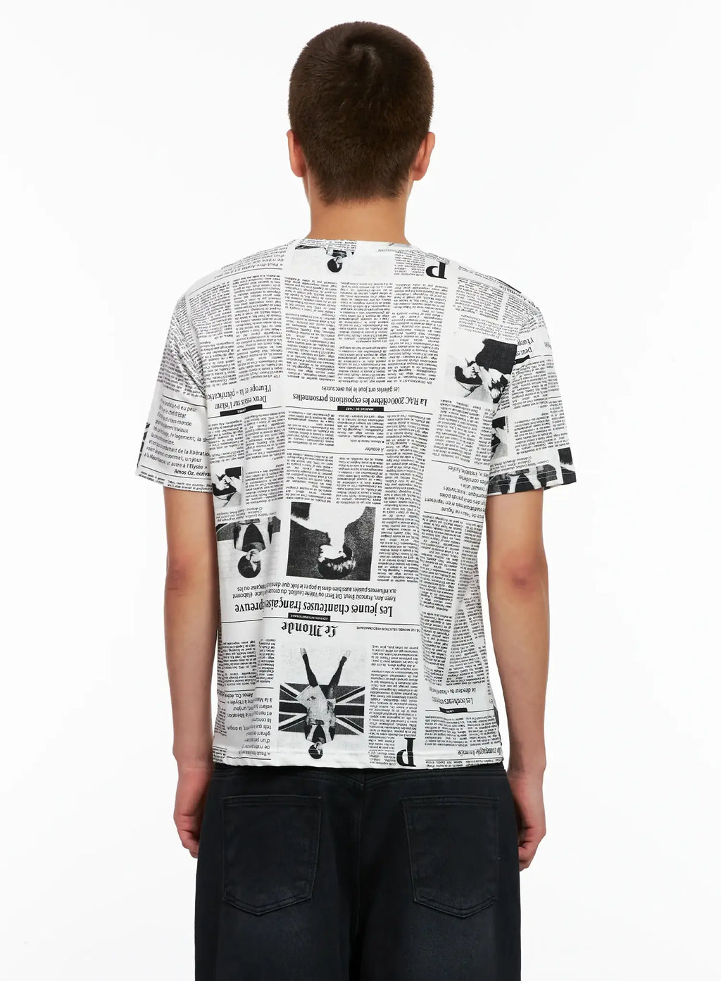 Men's Newspaper Graphic Tee IG511