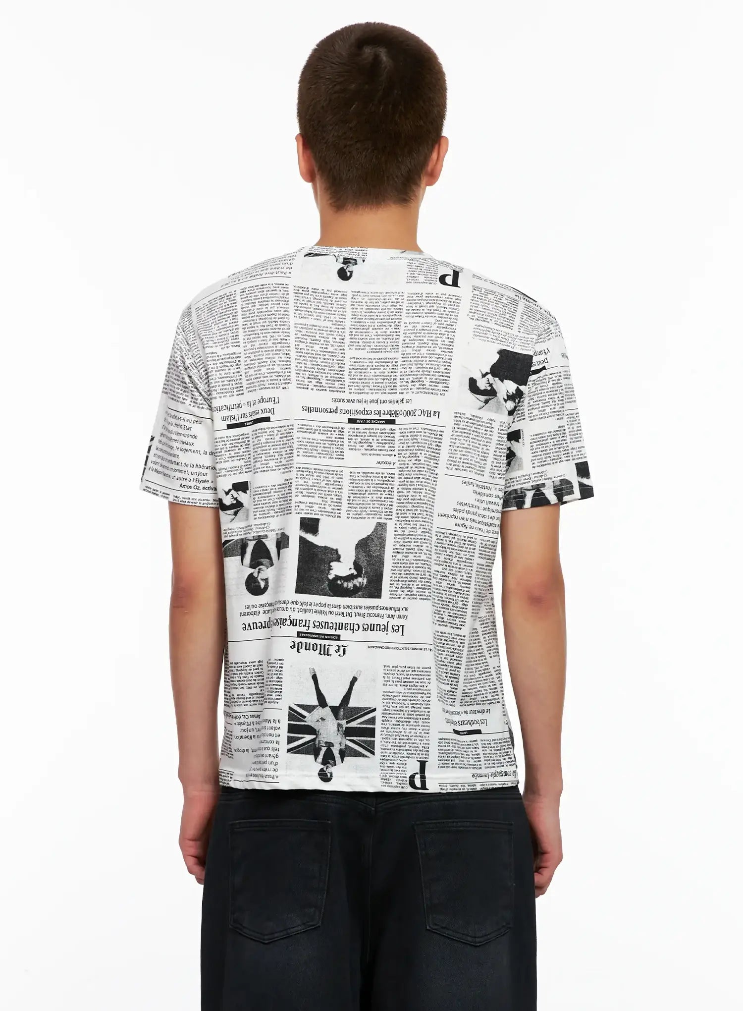 Men's Newspaper Graphic Tee IG511