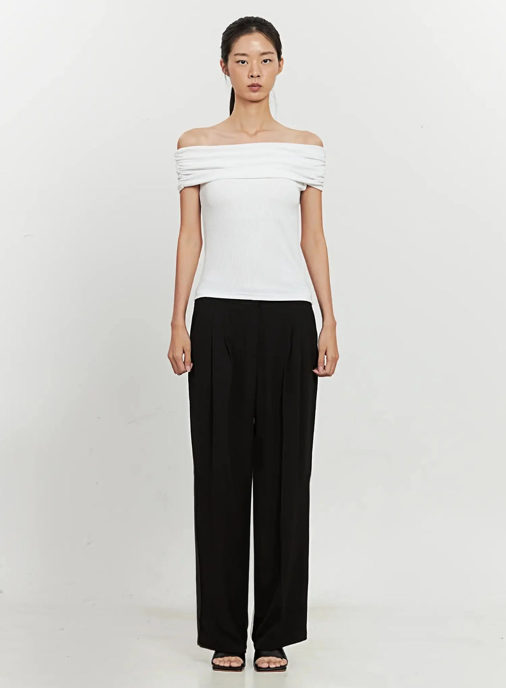 Chic Pintuck Wide-Leg Slacks IS516