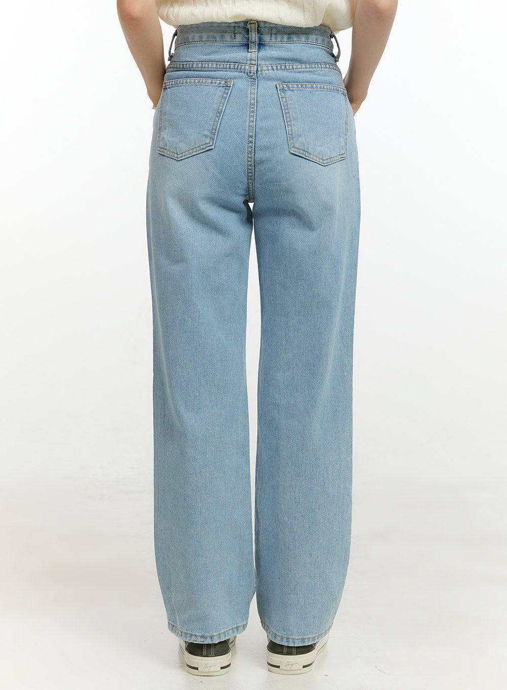 Light Washed Straight Jeans OL423