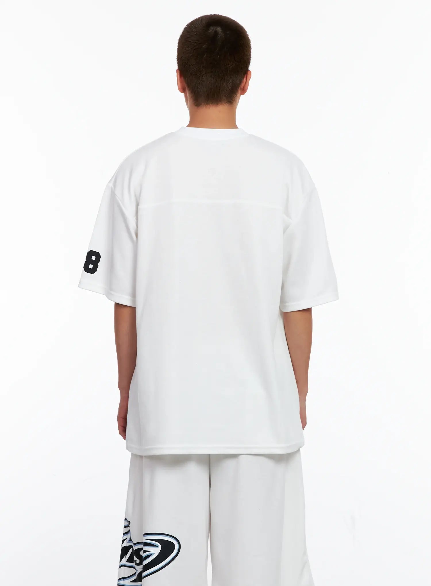 Men's Oversized Graphic V-Neck Tee IG508