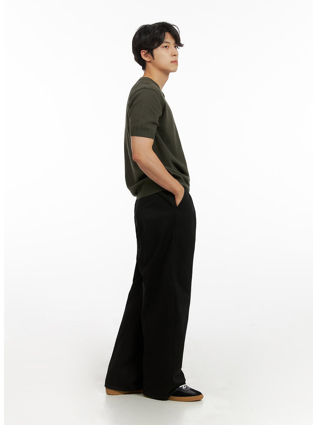 Men's Solid Wide-Fit Pants IG409
