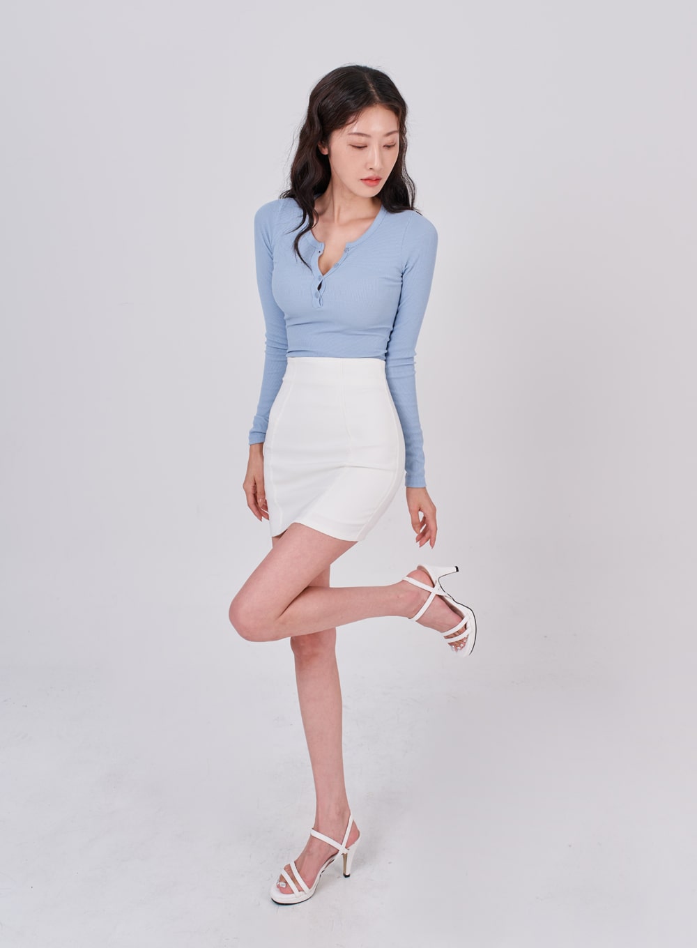 H-Line Miniskirt IS05