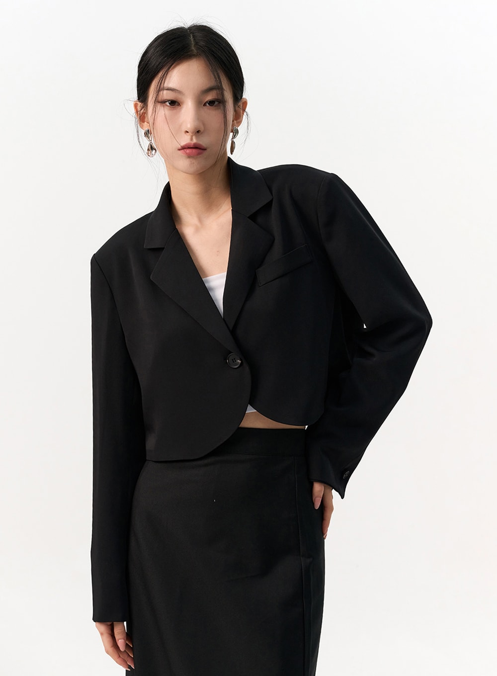 Solid Single Button Crop Jacket IO320