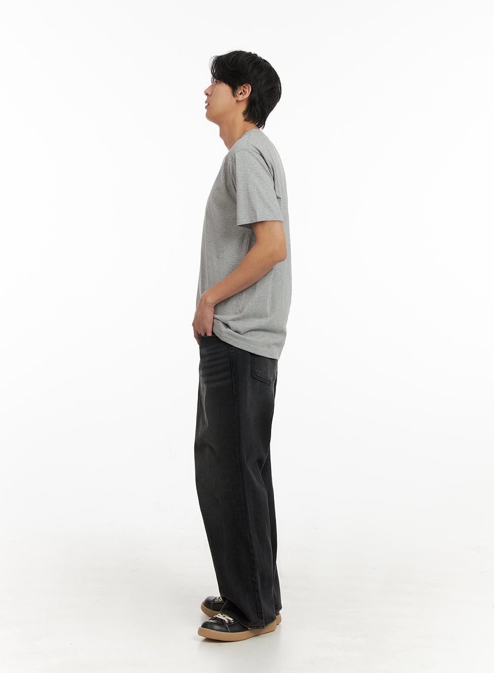 Men's Basic V-Neck T-Shirt (Gray) IY410