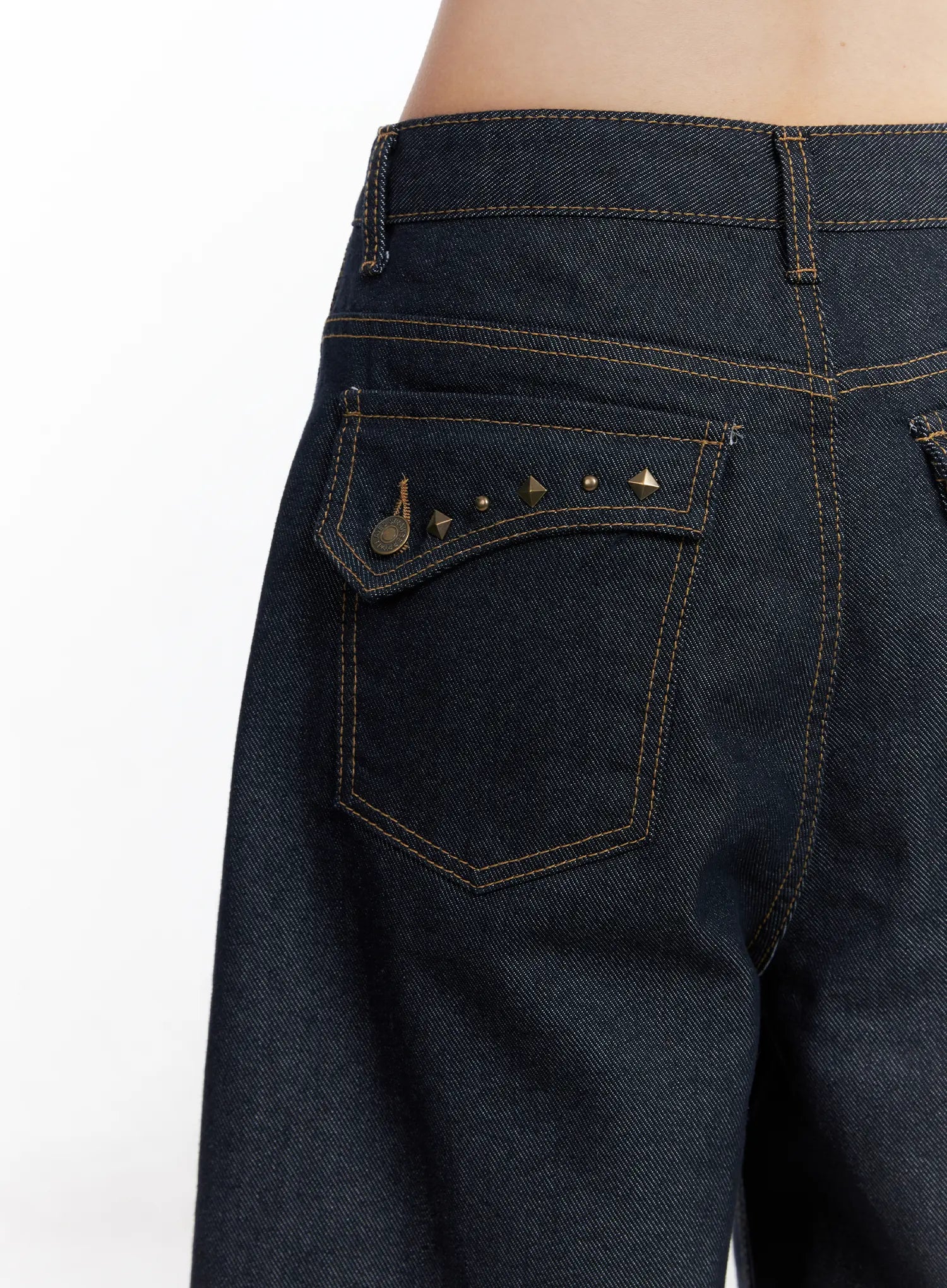 Yujin Studded Baggy Jeans CS512