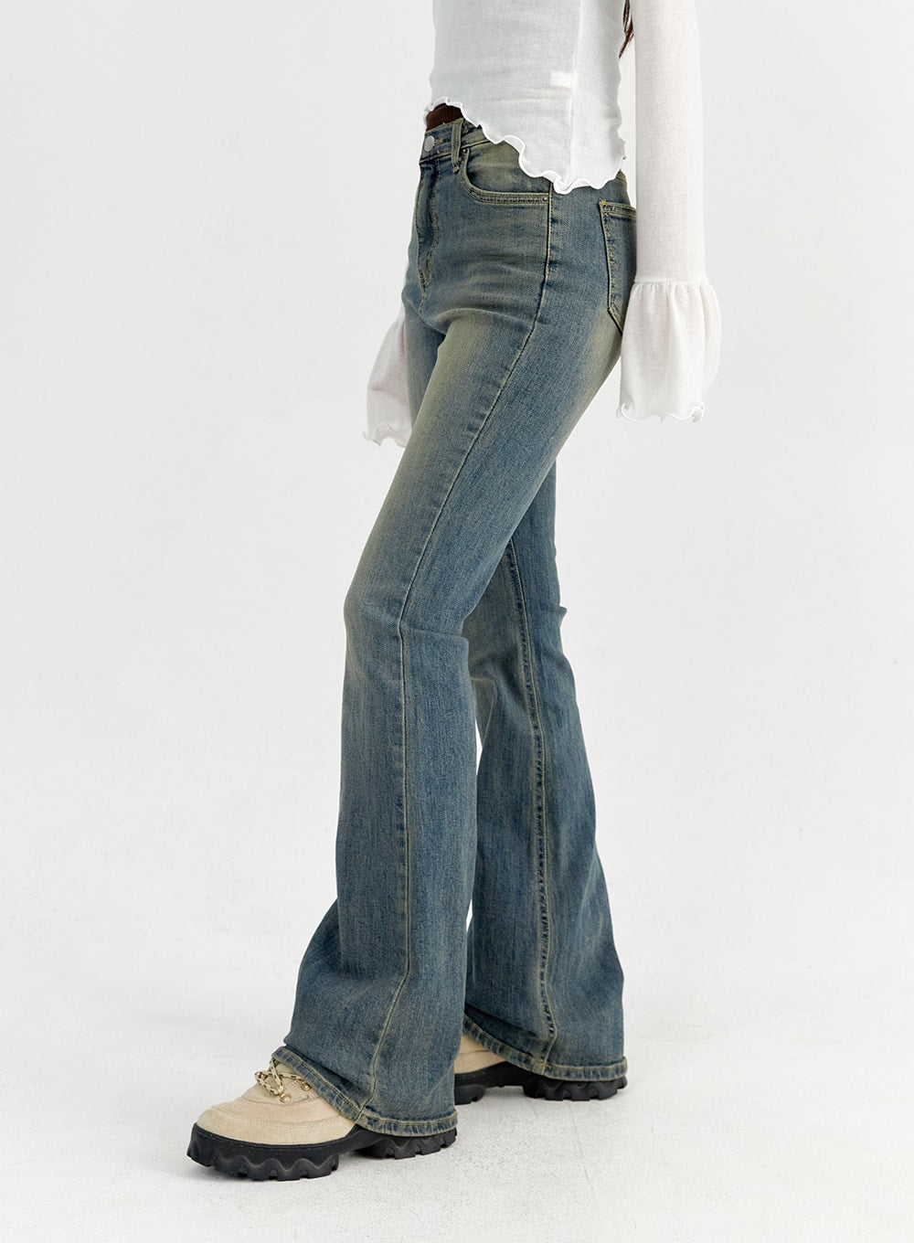 Slim Washed Bootcut Jeans CO327