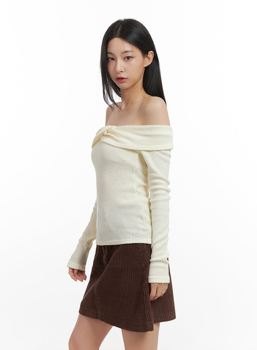 Twist Off-Shoulder Top CN426