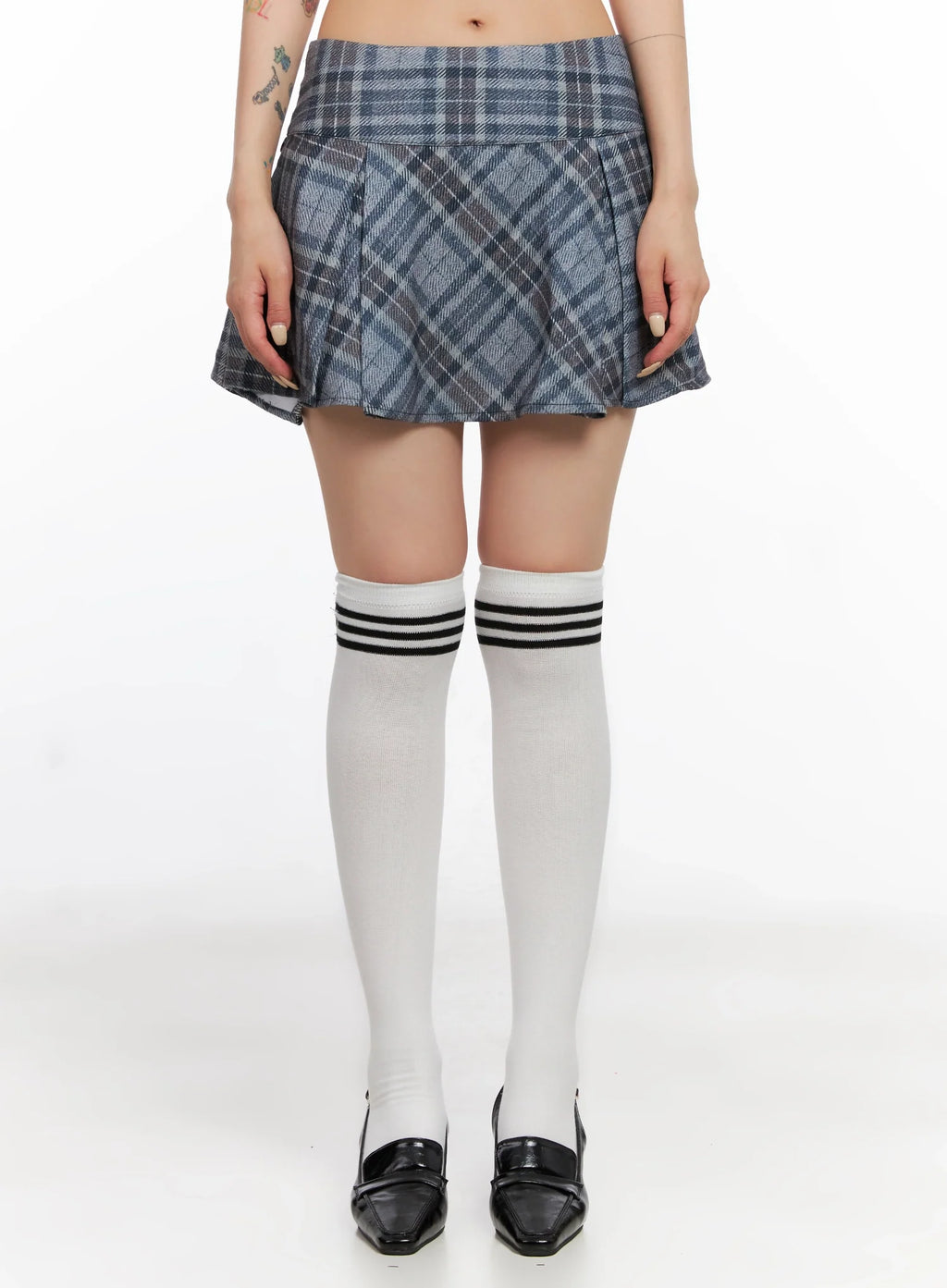 Checkered Pleated Mini Skirt IS508