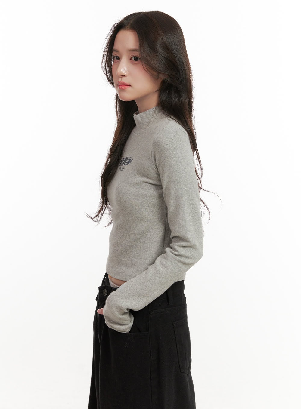 Chic Graphic Crop Turtleneck ON429