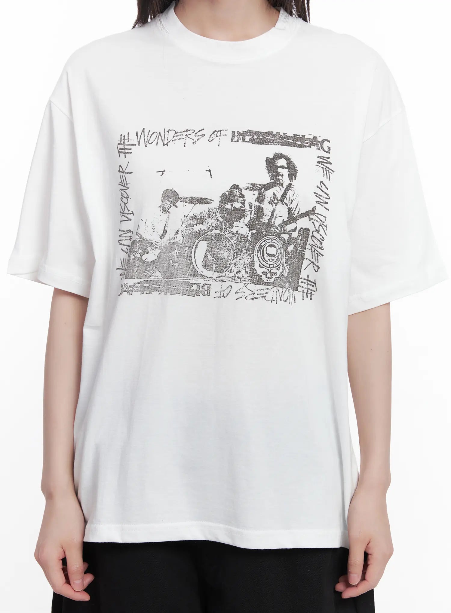 Graphic Relaxed-Fit Tee CU519