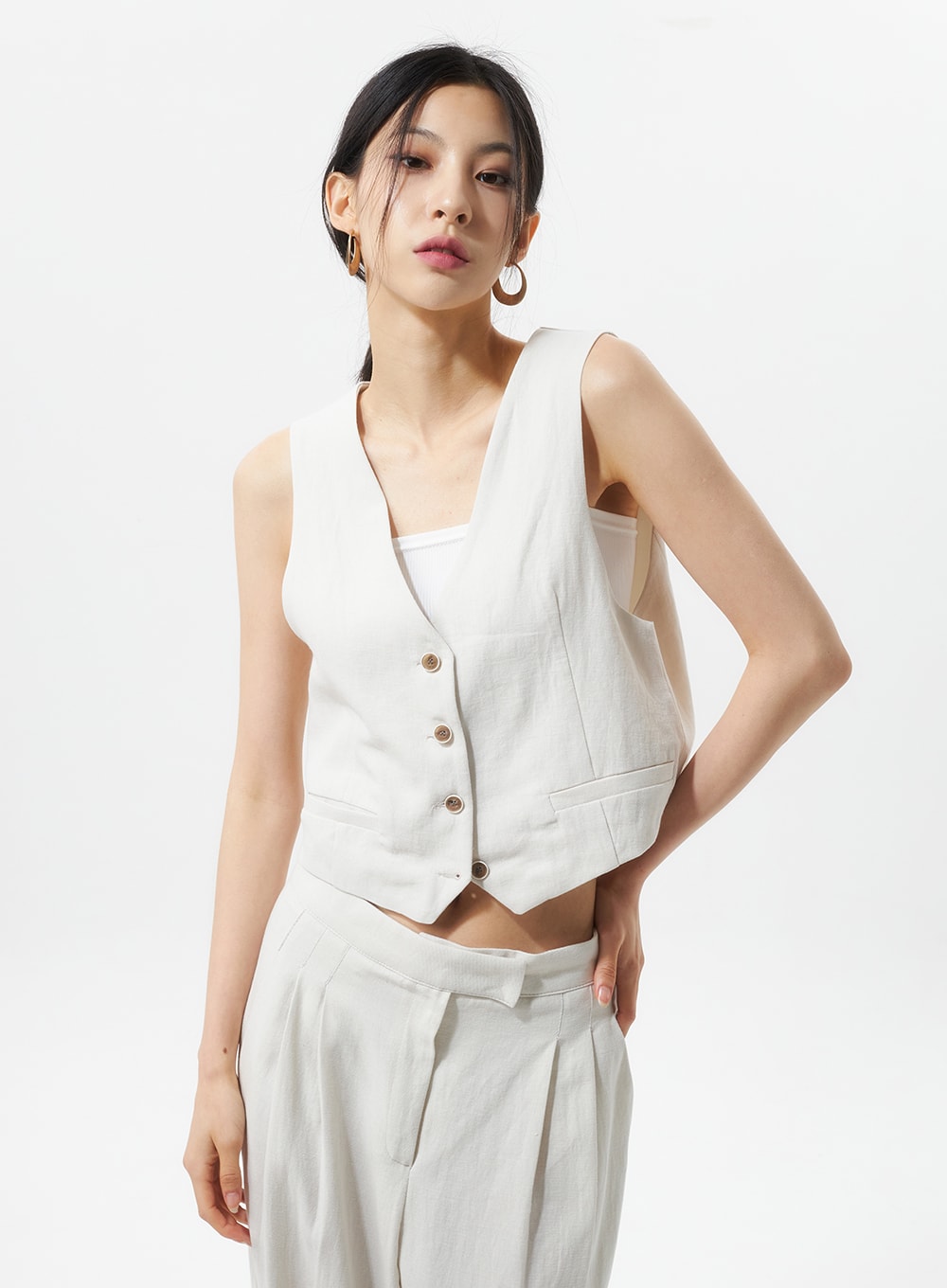 Cropped Button Vest IU326