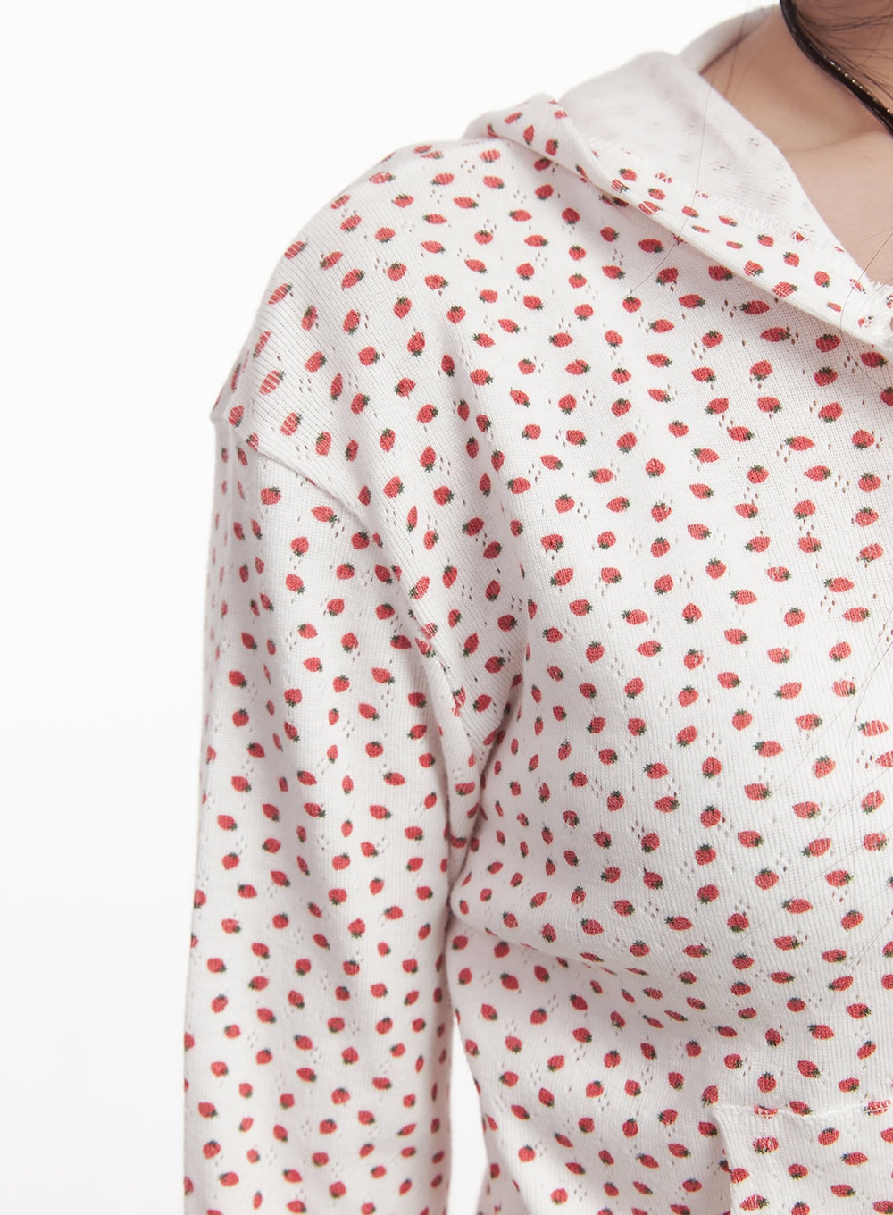 Slim-Fit Hooded Graphic Zip-Up CA525