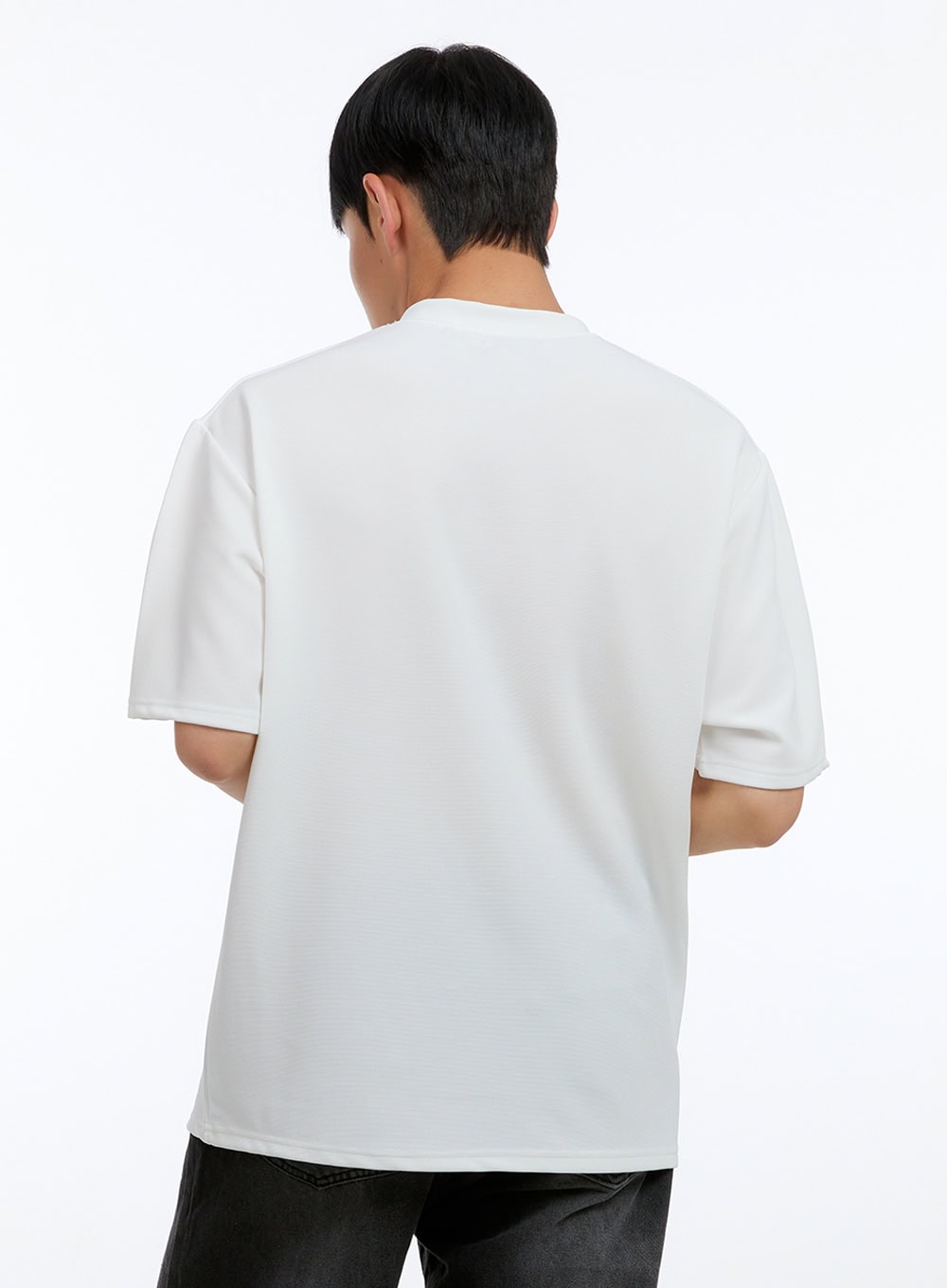 Men's Pocketed Round Neck Short Sleeve Tee IG422