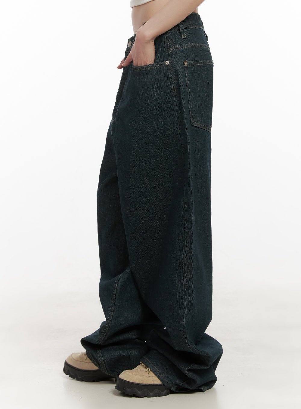 Emma Wide-Leg Jeans CD425