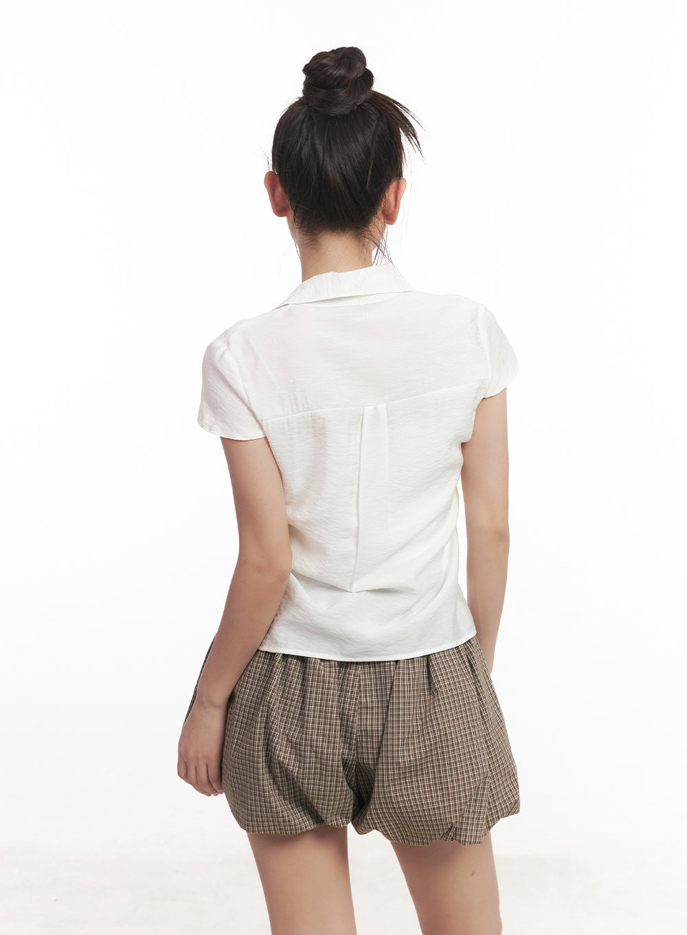 Timeless Collared Button-Up Shirt CM531