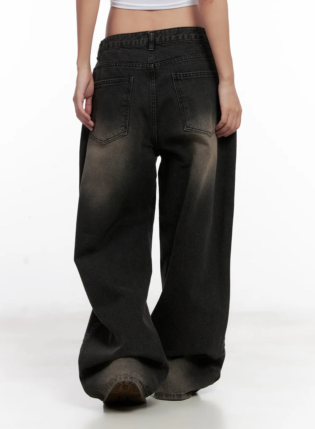 Ari Washed Wide-Leg Denim Jeans CL521